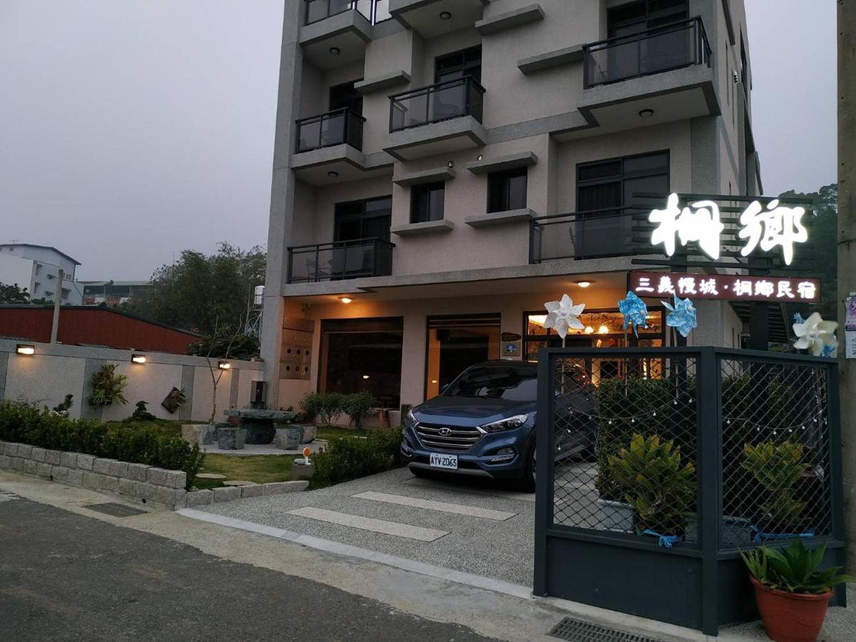 Tung Shiang Homestay Sanyi Exterior foto